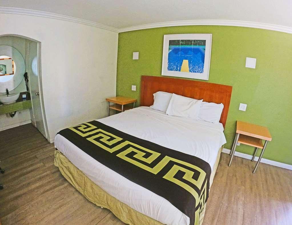 Hotel Ridgecrest An Extended Stay Studio Phòng bức ảnh